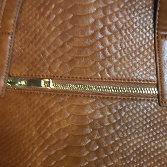 Madison West Large Tote Bag light Brown with golden color Hardware Faux leather - Picture 2 of 7